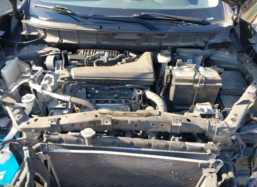 Photo 10 of 2019 Nissan Rogue S (VIN 5N1AT2MV6KC803521)