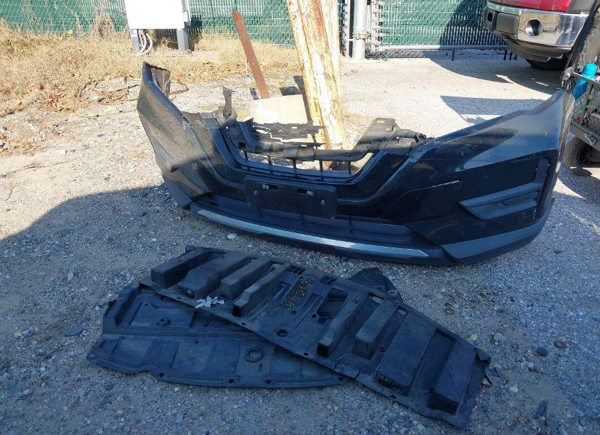 Photo 12 of 2019 Nissan Rogue S (VIN 5N1AT2MV6KC803521)