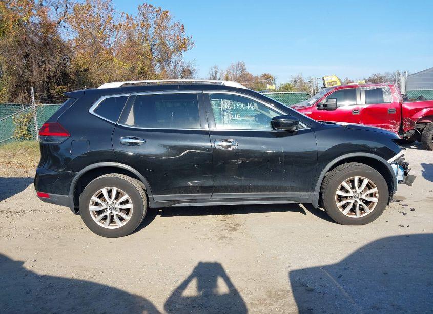 Photo 14 of 2019 Nissan Rogue S (VIN 5N1AT2MV6KC803521)