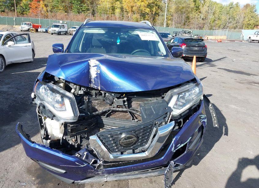 Photo 12 of 2019 Nissan Rogue S (VIN 5N1AT2MV6KC817077)