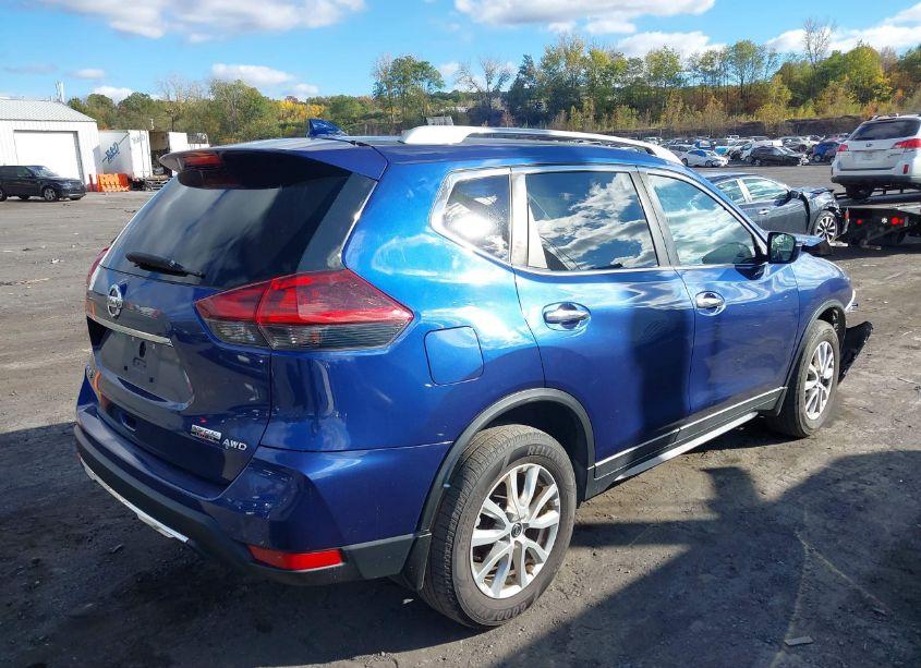 Photo 4 of 2019 Nissan Rogue S (VIN 5N1AT2MV6KC817077)