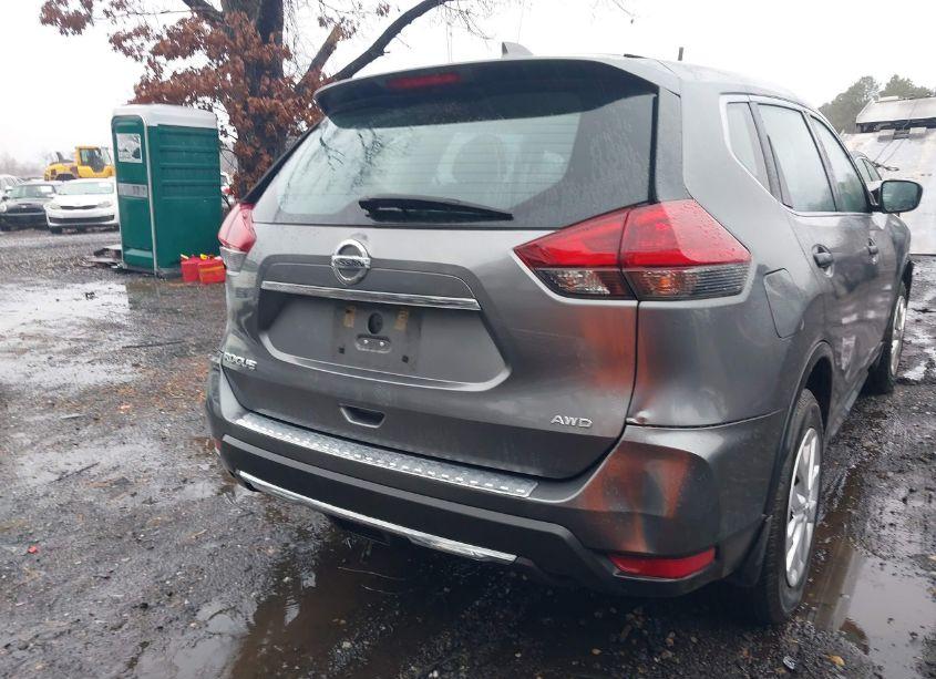 Photo 16 of 2019 Nissan Rogue S (VIN 5N1AT2MV6KC823431)