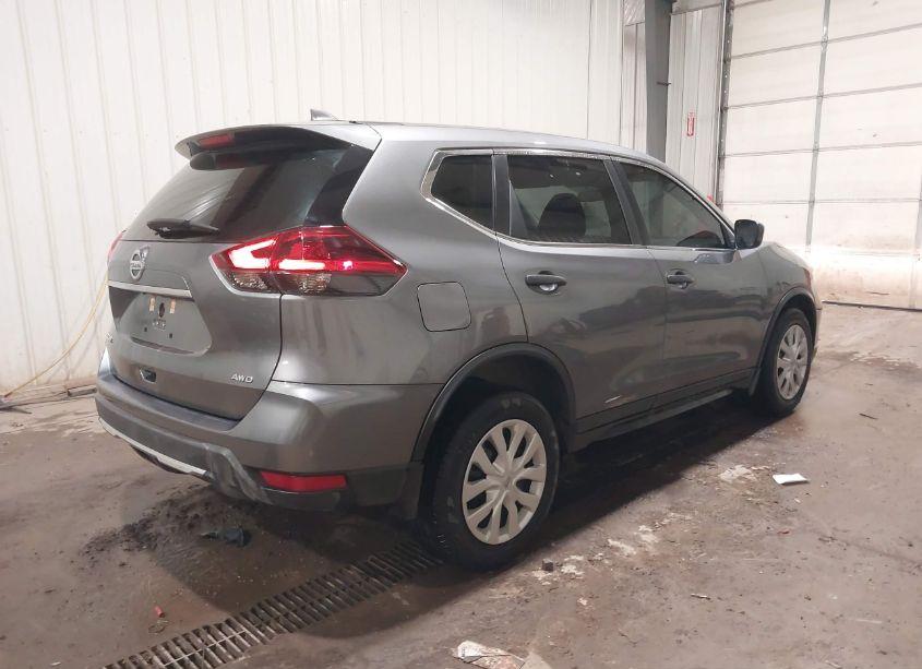 Photo 4 of 2020 Nissan Rogue S INTELLIGENT AWD (VIN 5N1AT2MV6LC716381)