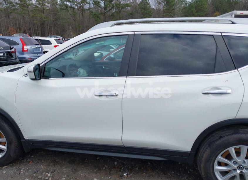 Photo 14 of 2020 Nissan Rogue S INTELLIGENT AWD (VIN 5N1AT2MV6LC716946)