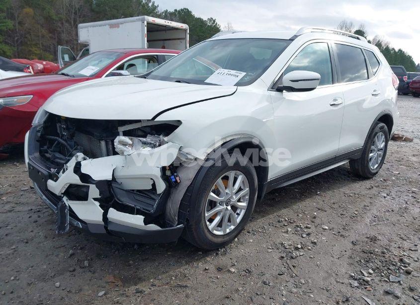 Photo 2 of 2020 Nissan Rogue S INTELLIGENT AWD (VIN 5N1AT2MV6LC716946)