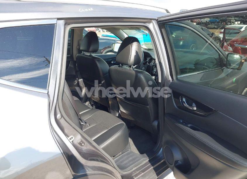 Photo 8 of 2020 Nissan Rogue SL INTELLIGENT AWD (VIN 5N1AT2MV6LC760798)