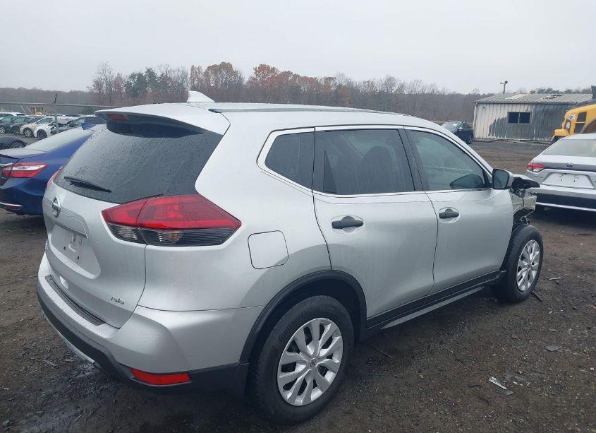 Photo 4 of 2020 Nissan Rogue S INTELLIGENT AWD (VIN 5N1AT2MV6LC761238)