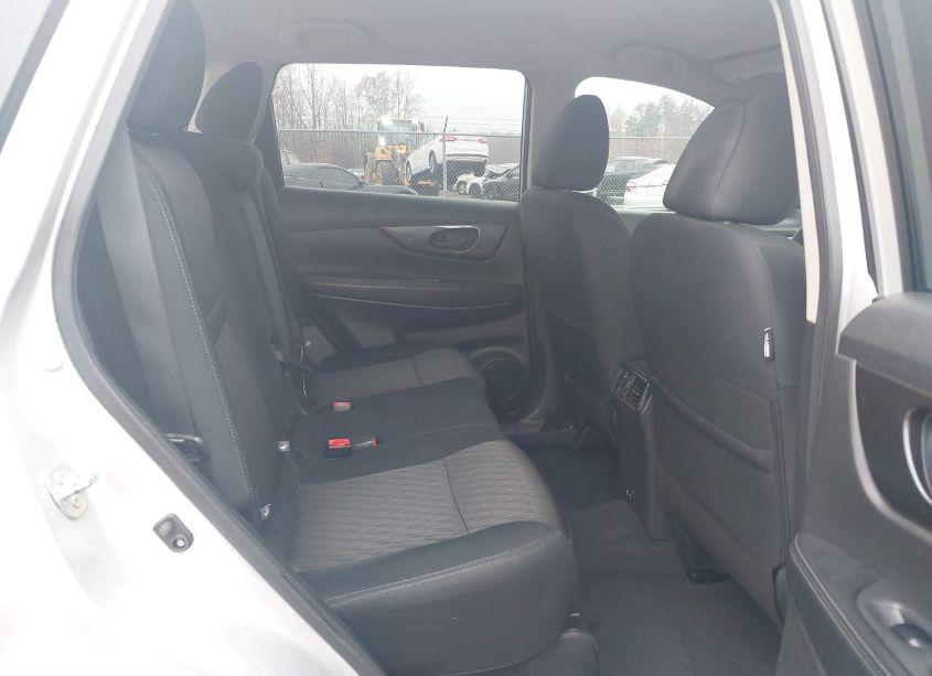 Photo 8 of 2020 Nissan Rogue S INTELLIGENT AWD (VIN 5N1AT2MV6LC761238)