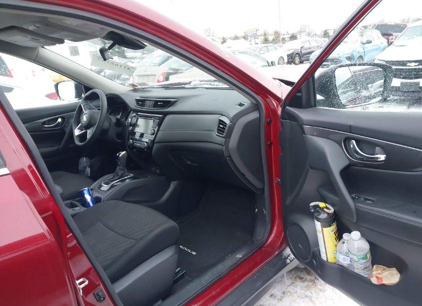 Photo 5 of 2020 Nissan Rogue SV INTELLIGENT AWD (VIN 5N1AT2MV6LC778413)