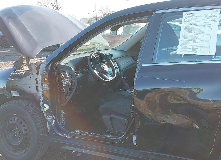 Photo 6 of 2020 Nissan Rogue S INTELLIGENT AWD (VIN 5N1AT2MV6LC803391)