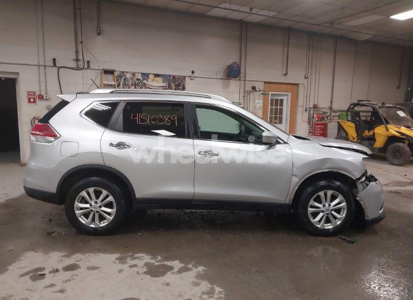 Photo 13 of 2014 Nissan Rogue SV (VIN 5N1AT2MV7EC753510)