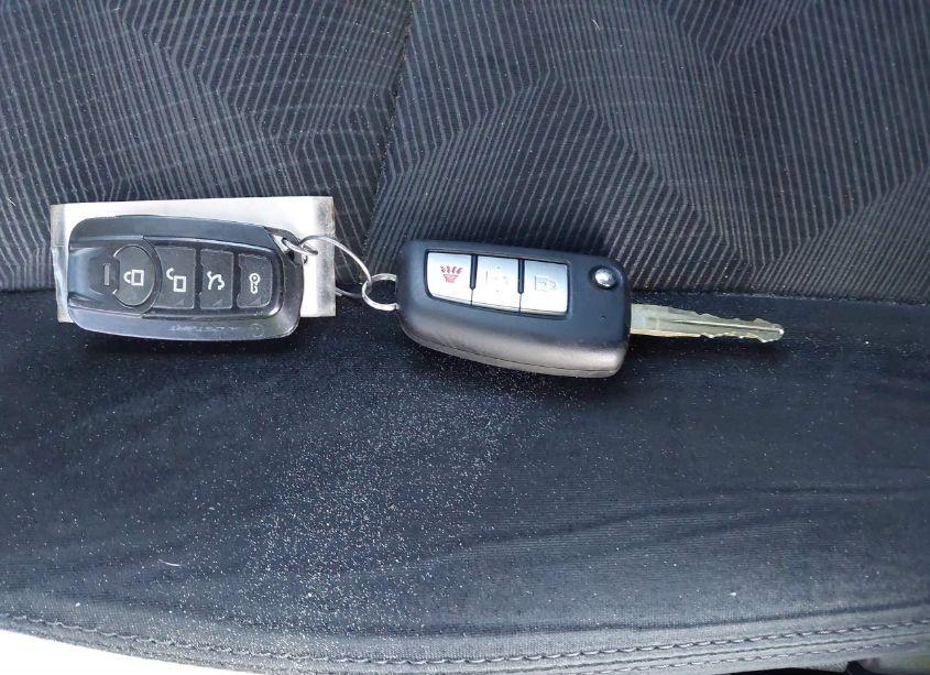 Photo 11 of 2014 Nissan Rogue S (VIN 5N1AT2MV7EC767925)