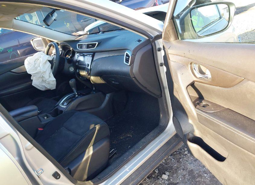 Photo 5 of 2014 Nissan Rogue S (VIN 5N1AT2MV7EC767925)