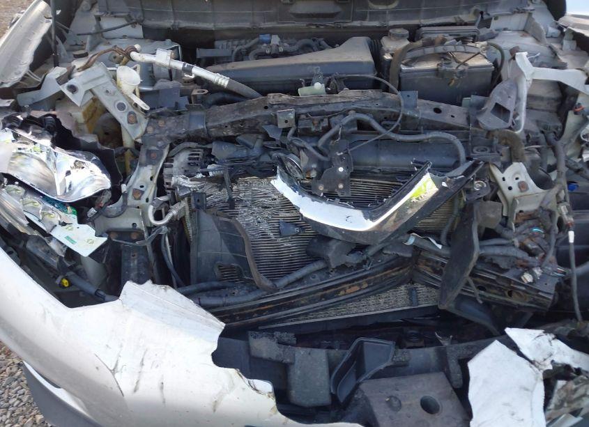 Photo 6 of 2014 Nissan Rogue S (VIN 5N1AT2MV7EC767925)