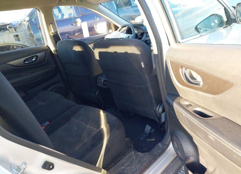 Photo 8 of 2014 Nissan Rogue S (VIN 5N1AT2MV7EC767925)