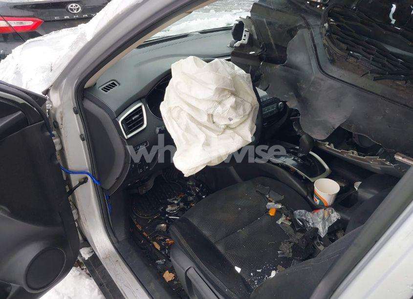 Photo 5 of 2014 Nissan Rogue S (VIN 5N1AT2MV7EC834961)