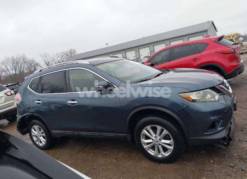 Photo 13 of 2014 Nissan Rogue SV (VIN 5N1AT2MV7EC847970)