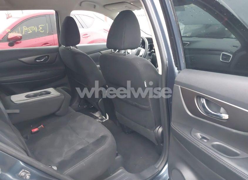 Photo 8 of 2014 Nissan Rogue SV (VIN 5N1AT2MV7EC847970)