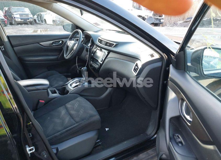 Photo 5 of 2014 Nissan Rogue SV (VIN 5N1AT2MV7EC851212)