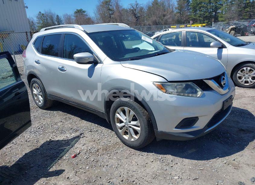 2014 Nissan Rogue SV (VIN 5N1AT2MV7EC851355) main photo