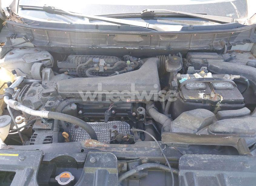 Photo 10 of 2014 Nissan Rogue SV (VIN 5N1AT2MV7EC851355)