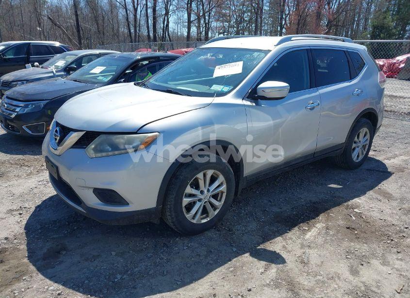 Photo 2 of 2014 Nissan Rogue SV (VIN 5N1AT2MV7EC851355)