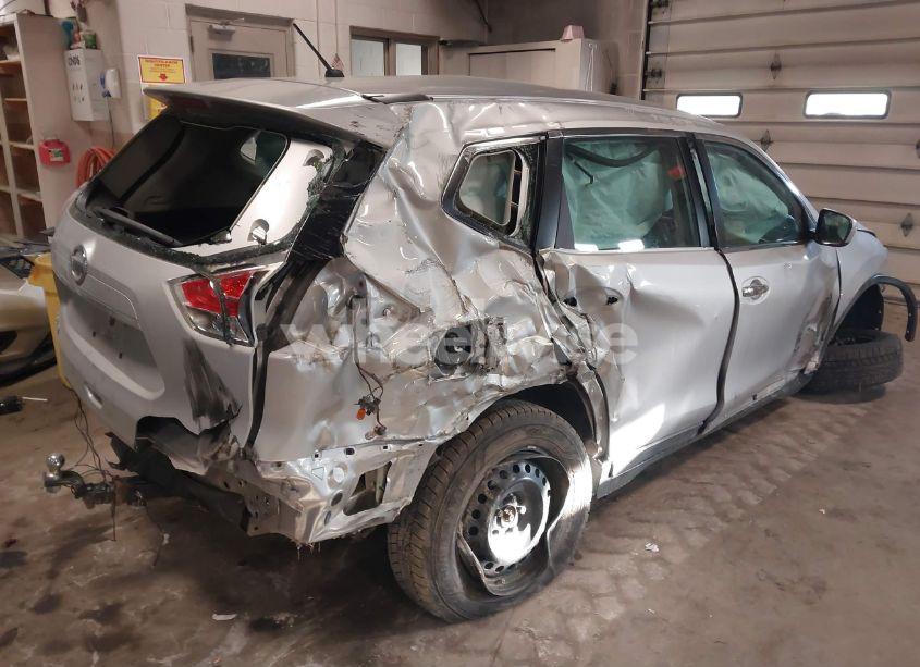 Photo 4 of 2014 Nissan Rogue S (VIN 5N1AT2MV7EC864929)