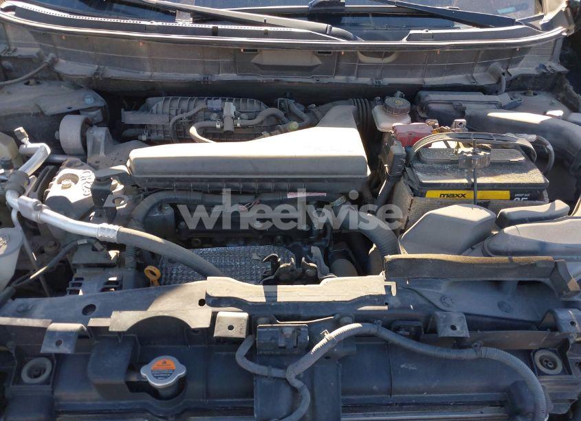 Photo 10 of 2015 Nissan Rogue SV (VIN 5N1AT2MV7FC750978)