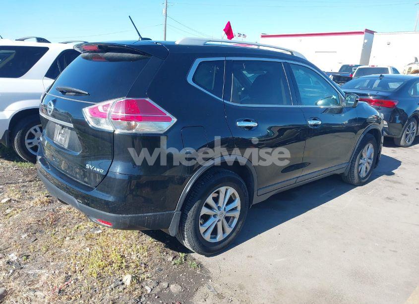 Photo 4 of 2015 Nissan Rogue SV (VIN 5N1AT2MV7FC750978)