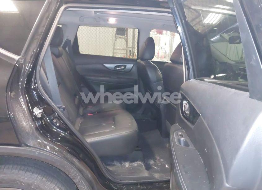 Photo 8 of 2015 Nissan Rogue SL (VIN 5N1AT2MV7FC786590)