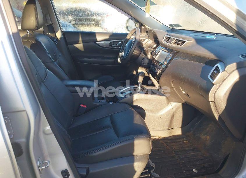 Photo 5 of 2015 Nissan Rogue SL (VIN 5N1AT2MV7FC800116)