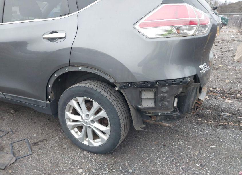 Photo 19 of 2015 Nissan Rogue SV (VIN 5N1AT2MV7FC817112)