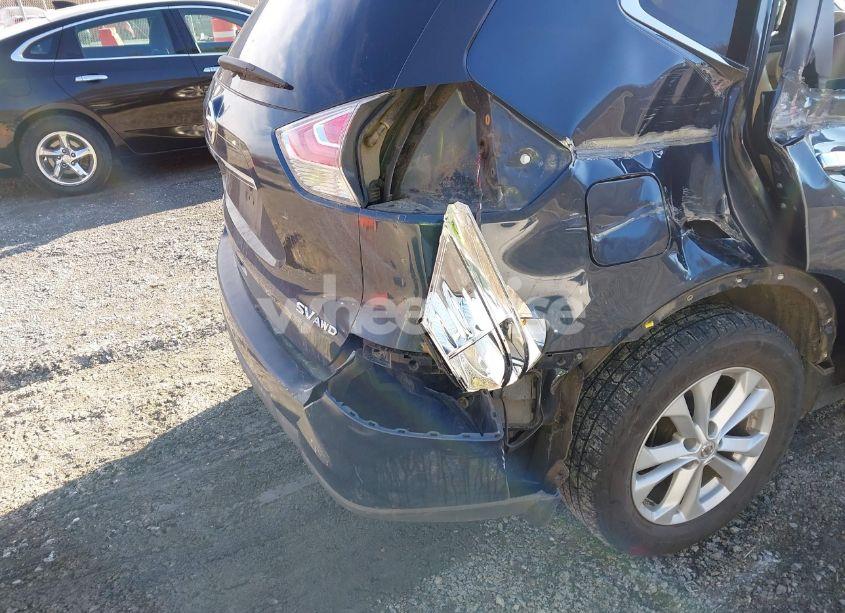 Photo 6 of 2015 Nissan Rogue SV (VIN 5N1AT2MV7FC824495)