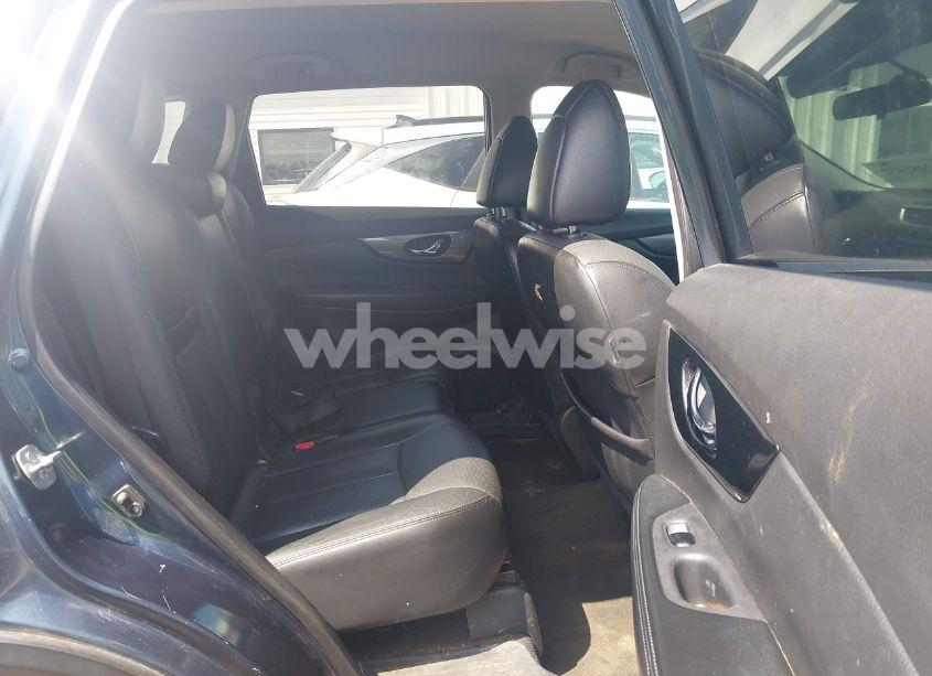 Photo 8 of 2015 Nissan Rogue SL (VIN 5N1AT2MV7FC828398)