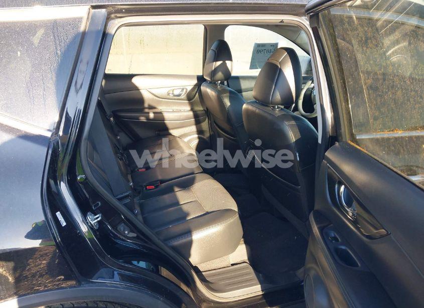 Photo 8 of 2015 Nissan Rogue SL (VIN 5N1AT2MV7FC887211)