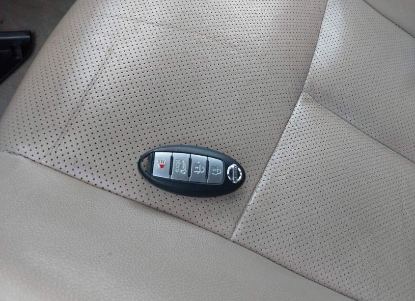 Photo 11 of 2015 Nissan Rogue SL (VIN 5N1AT2MV7FC914777)