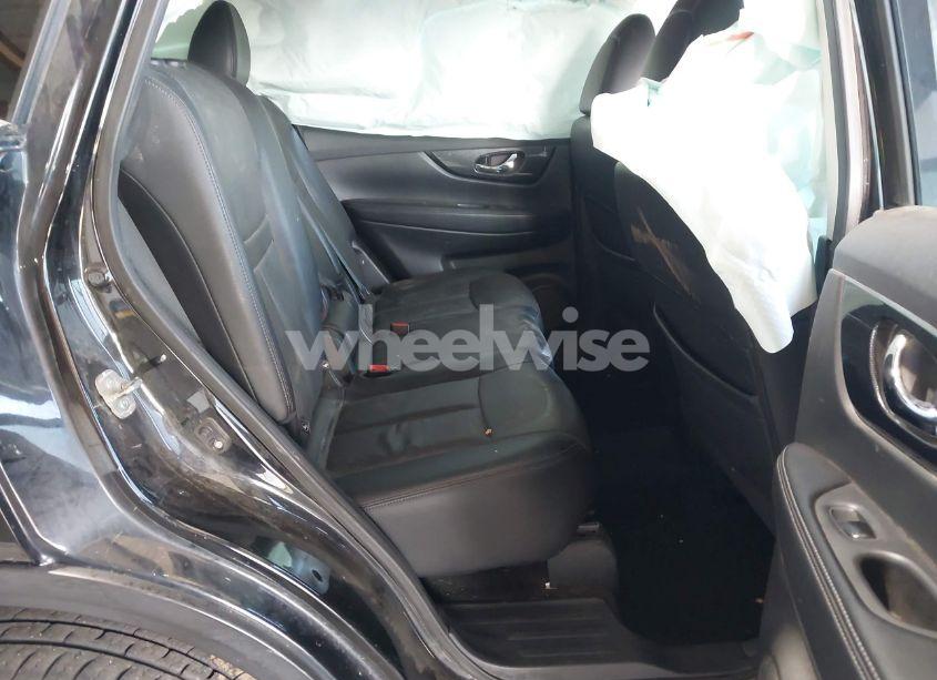 Photo 8 of 2015 Nissan Rogue SL (VIN 5N1AT2MV7FC918926)