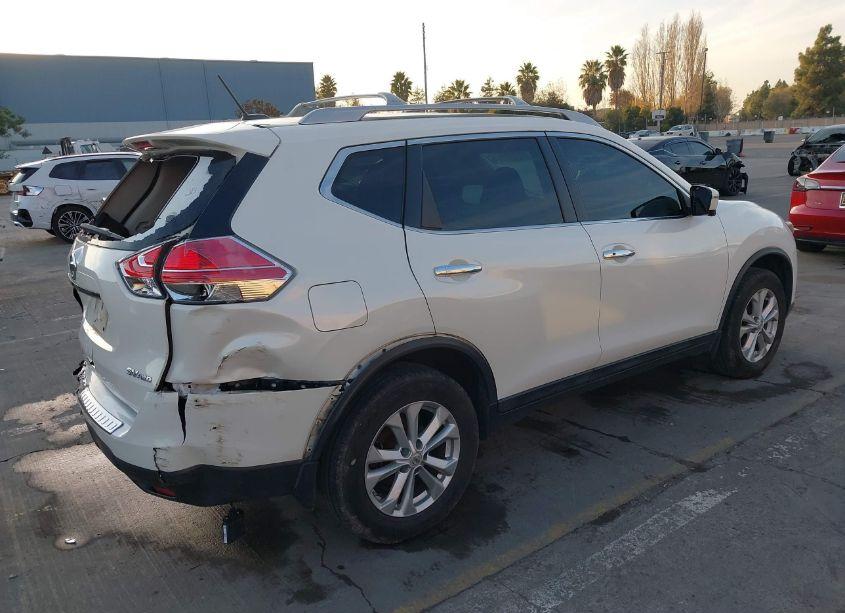 Photo 4 of 2016 Nissan Rogue SV (VIN 5N1AT2MV7GC747905)