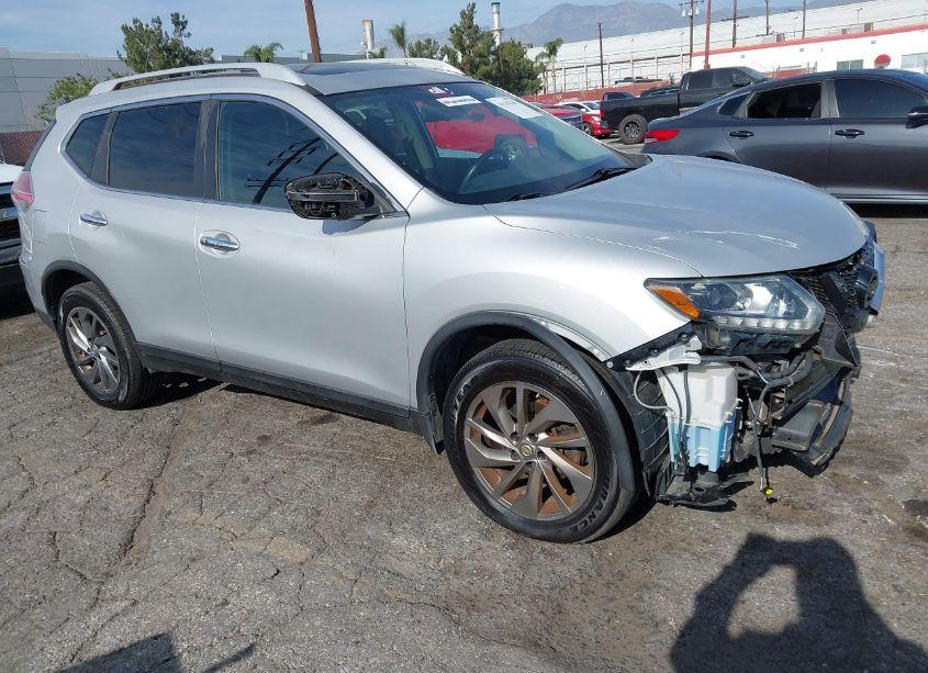 2016 Nissan Rogue SL (VIN 5N1AT2MV7GC753221) main photo