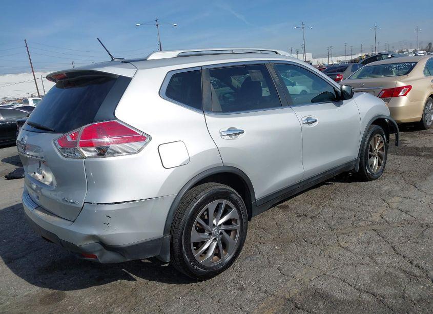 Photo 4 of 2016 Nissan Rogue SL (VIN 5N1AT2MV7GC753221)