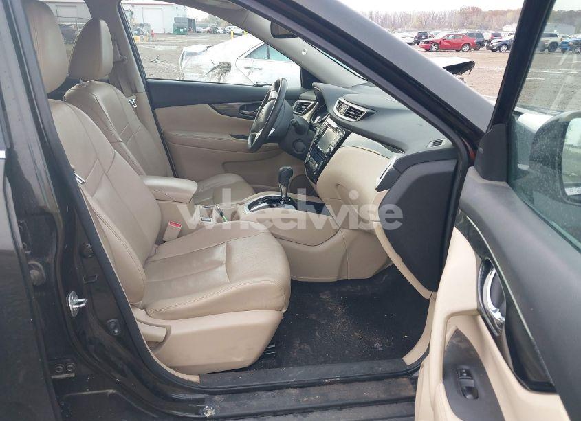 Photo 5 of 2016 Nissan Rogue SL (VIN 5N1AT2MV7GC758306)