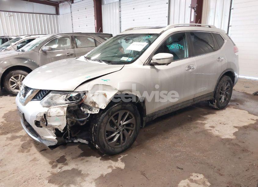 Photo 2 of 2016 Nissan Rogue SL (VIN 5N1AT2MV7GC788566)