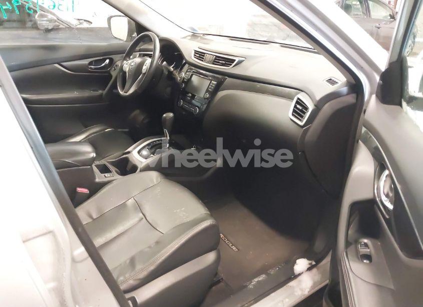 Photo 5 of 2016 Nissan Rogue SL (VIN 5N1AT2MV7GC788566)