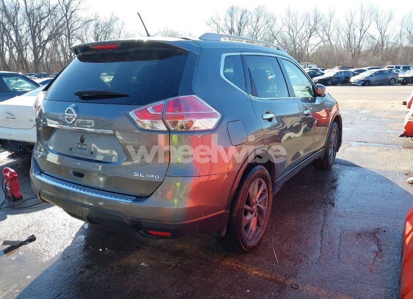 Photo 4 of 2016 Nissan Rogue SL (VIN 5N1AT2MV7GC790558)