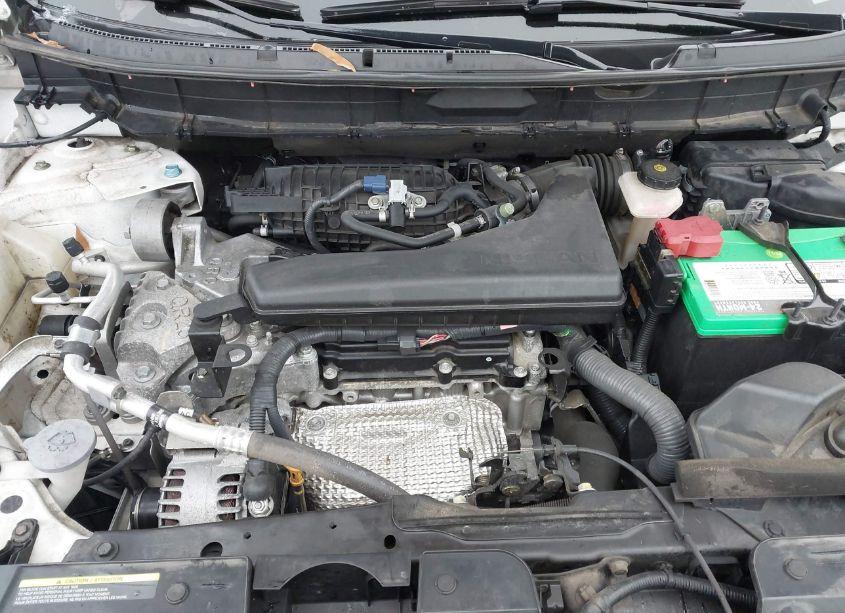 Photo 10 of 2016 Nissan Rogue SL (VIN 5N1AT2MV7GC832632)