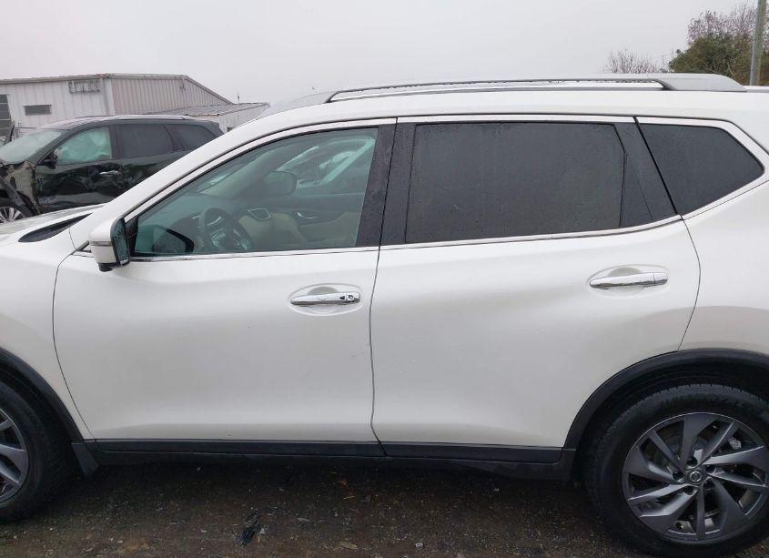 Photo 14 of 2016 Nissan Rogue SL (VIN 5N1AT2MV7GC832632)