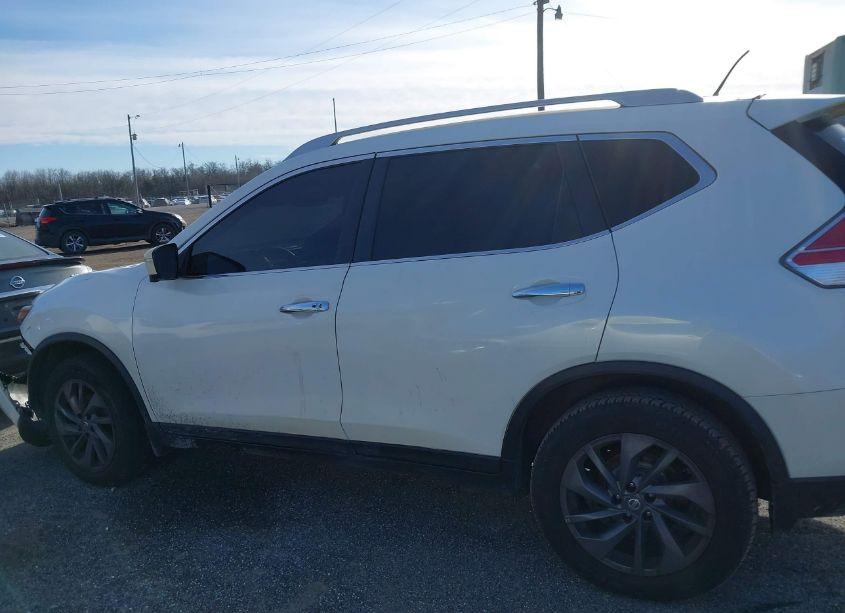 Photo 13 of 2016 Nissan Rogue SL (VIN 5N1AT2MV7GC925473)