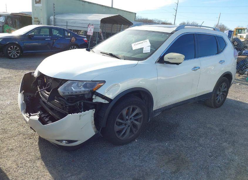 Photo 2 of 2016 Nissan Rogue SL (VIN 5N1AT2MV7GC925473)