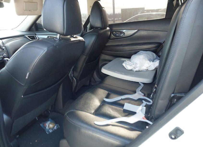 Photo 8 of 2016 Nissan Rogue SL (VIN 5N1AT2MV7GC925473)