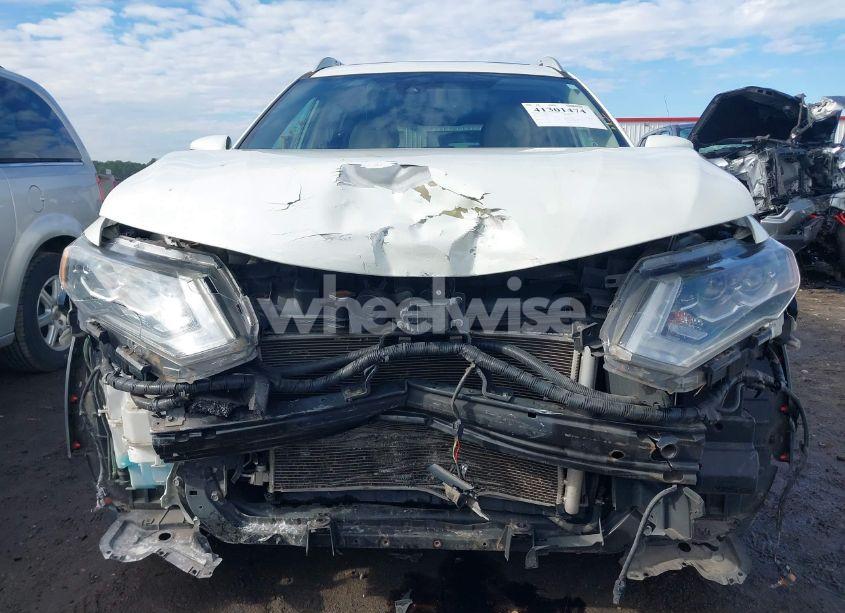 Photo 6 of 2017 Nissan Rogue SL (VIN 5N1AT2MV7HC731043)